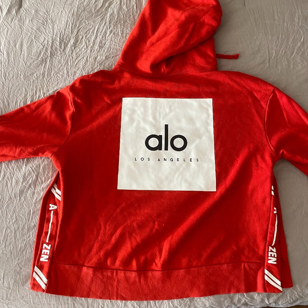 Alo Yoga Los Angeles Vaunt Hoodie Size XS, extra small Cherry Pop, Red
